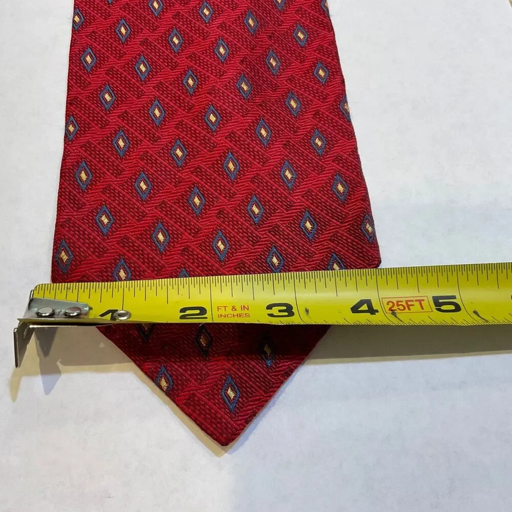 Jos A Bank Silk Luxury Repp Tie Made In Italy Diamond pattern textured  59.3/4L